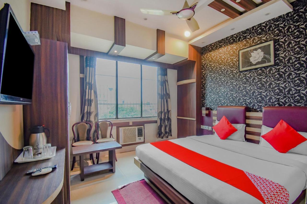 Oyo 1851 Hotel Sefali Deluxe Калькутта Экстерьер фото