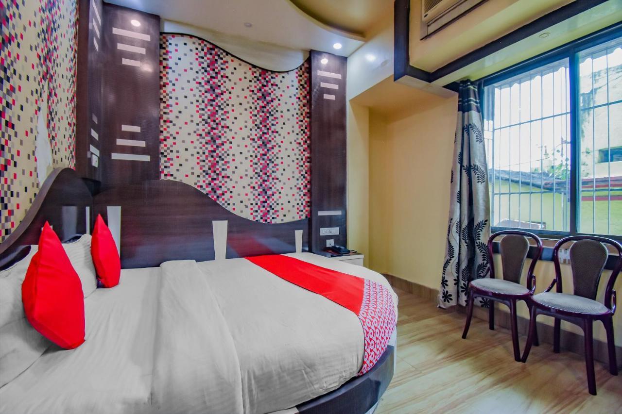 Oyo 1851 Hotel Sefali Deluxe Калькутта Экстерьер фото