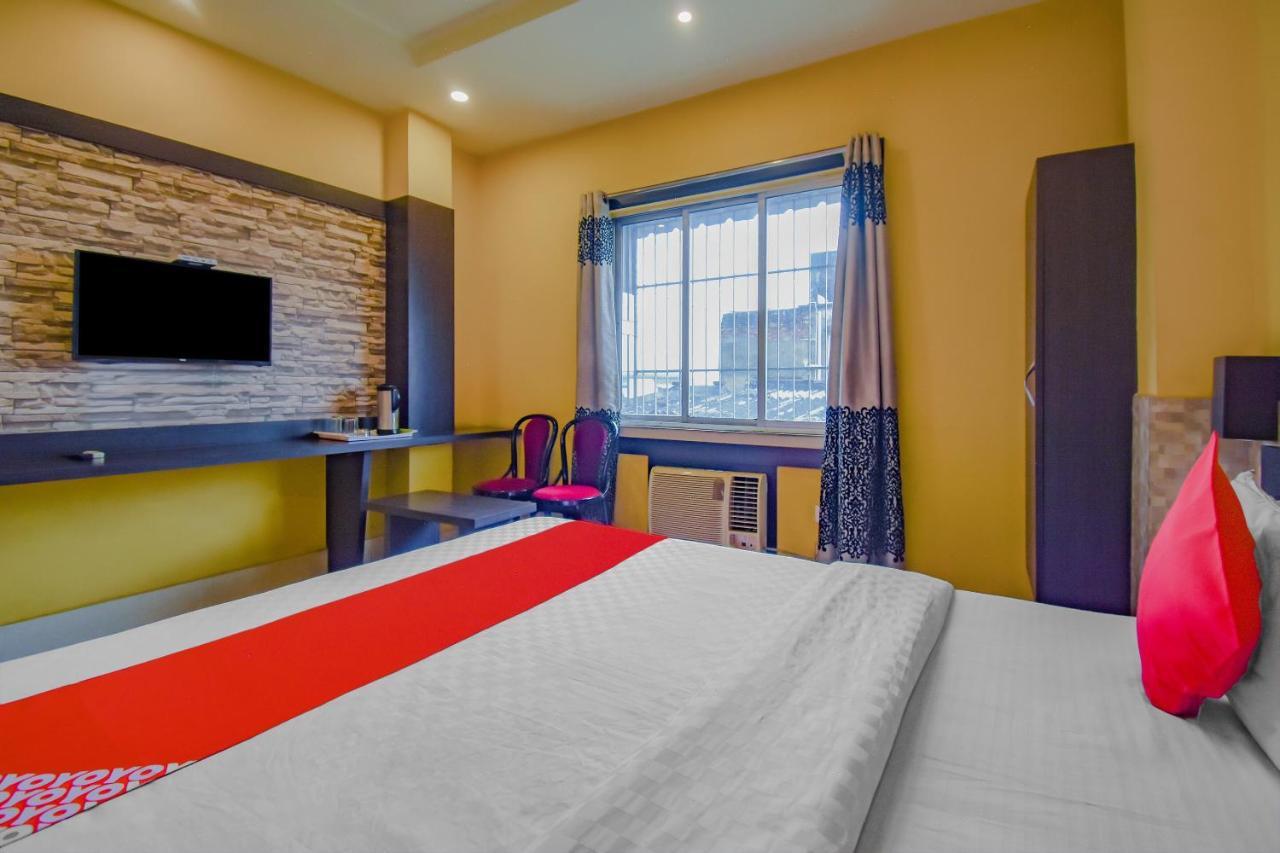 Oyo 1851 Hotel Sefali Deluxe Калькутта Экстерьер фото